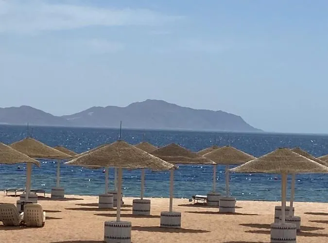 Szálloda Domina Coral Bay